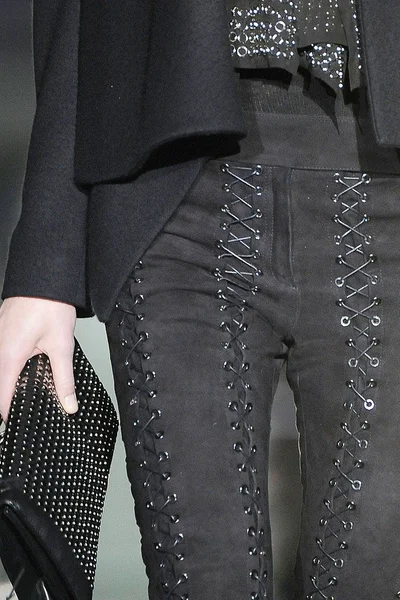 Look 34
